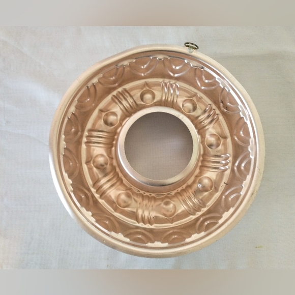 Two Vintage Copper Molds - Jello Molds - Wall Hangings - Picture 7 of 13